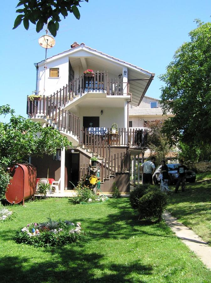 Istriensonne - Apartments Lucano Medulin Extérieur photo